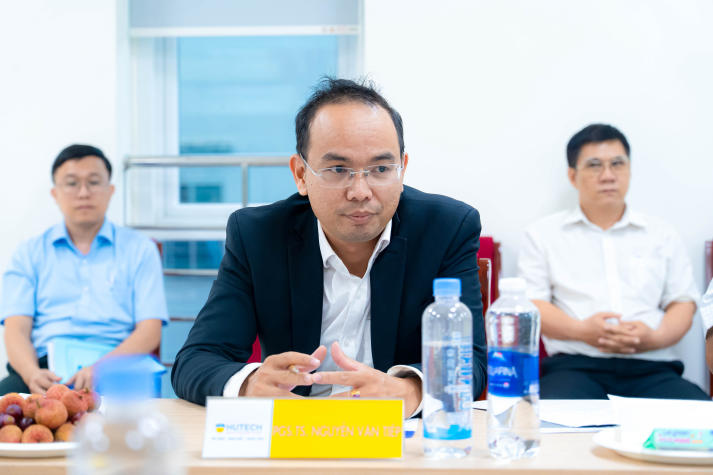 Nhiều đề tài hướng đến ứng dụng thực tế tại buổi bảo vệ luận văn/đề án tốt nghiệp Thạc sĩ ngành Kỹ thuật xây dựng 18