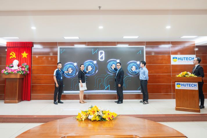 Sinh viên HUTECH nhập cuộc sân chơi “Tài năng trẻ Logistics Việt Nam 2025”, sẵn sàng khẳng định bản lĩnh 58