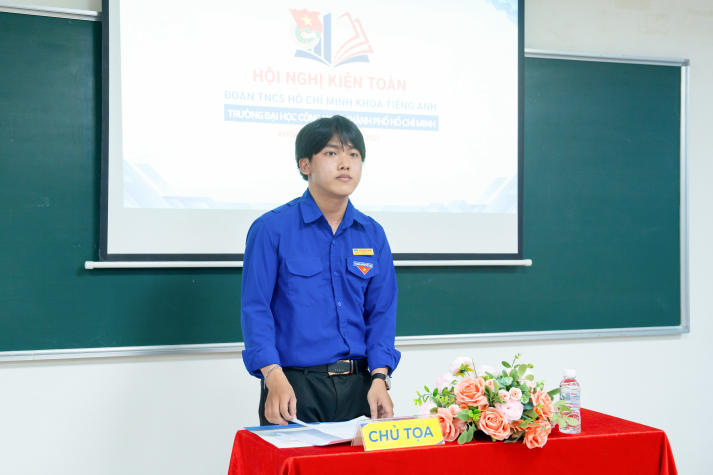 Đoàn Khoa Tiếng Anh kiện toàn nhân sự, tiếp sức cho nhiệm kỳ 2025-2027 25