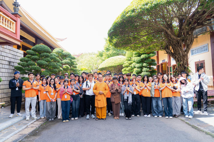 Học từ trải nghiệm thực tế: Sinh viên Quản trị dịch vụ du lịch và lữ hành khám phá tuyến điểm miền Tây 17