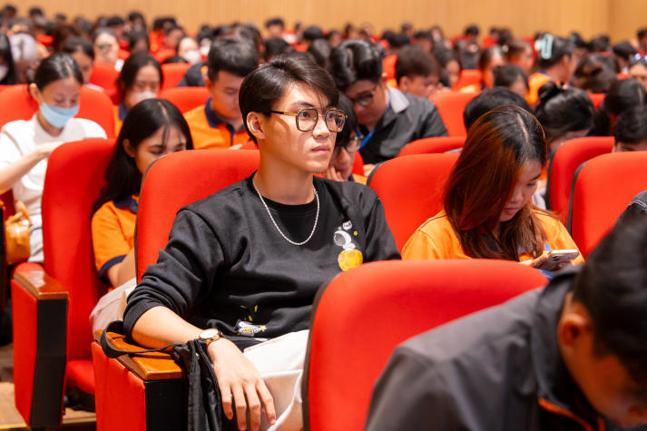 Chung kết “Thực chiến nghề nhân sự” 2025: Sân chơi thực học - thực làm cho sinh viên HUTECH 46