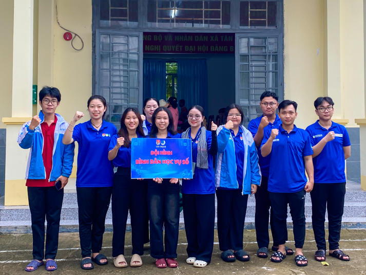 [Video] Khánh thành nhiều công trình ý nghĩa tại mặt trận Mùa hè xanh Đồng Tháp 2025 176