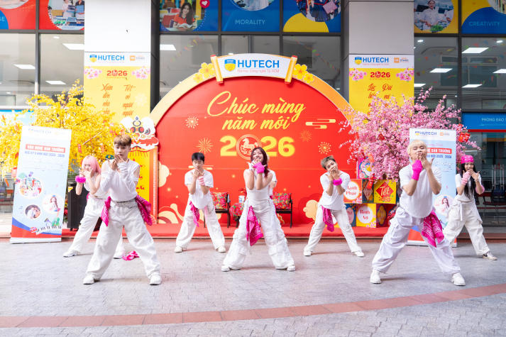 CLB - Đội - Nhóm HUTECH sẵn sàng “đốt cháy” sân khấu với Liên hoan “Tự hào Sinh viên HUTECH vào 22/4 tới 45