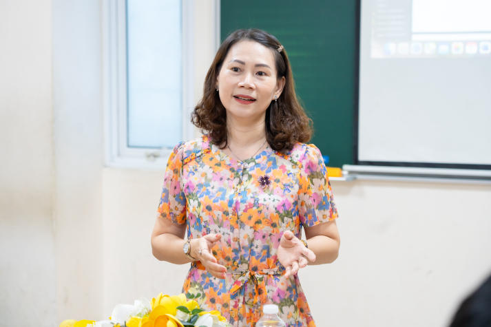 Giảng viên Khoa Quản trị kinh doanh tăng cường năng lực nghiên cứu khoa học với công cụ VOSviewer 12