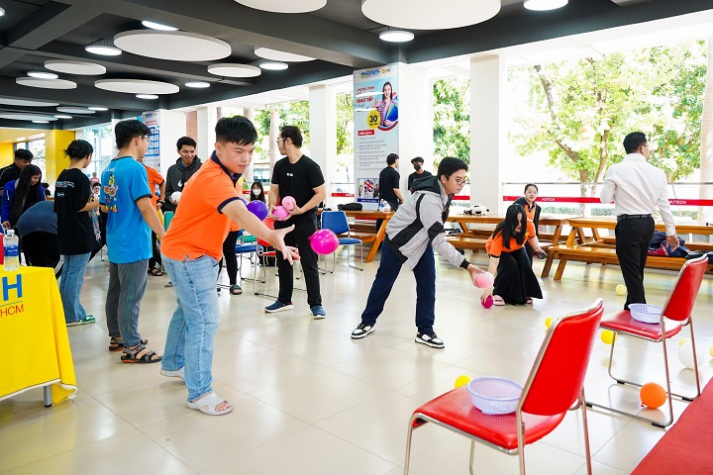 Chương trình Amazing Weekend tháng 5 kết nối bạn bè với nhiều trò chơi hấp dẫn 42