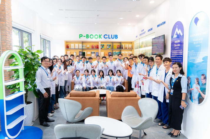 [Hướng nghiệp 2026] Dược học - Lựa chọn đón đầu xu hướng chăm sóc sức khỏe hiện đại 40