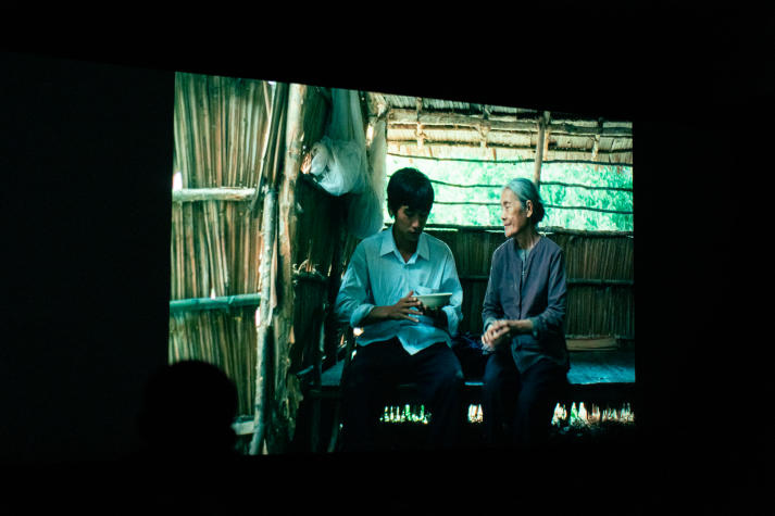 [Video] “Lơ lửng” - Hành trình ê-kíp trẻ tìm về ý nghĩa của nghệ thuật tại HUGFIA 25 46