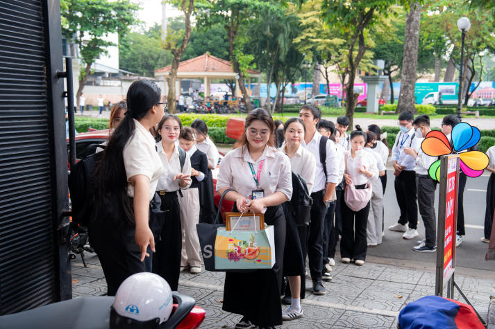 Học hỏi “bản đồ đào tạo” tại Jaxtina, sinh viên Khoa Tiếng Anh phát triển năng lực giảng dạy 8