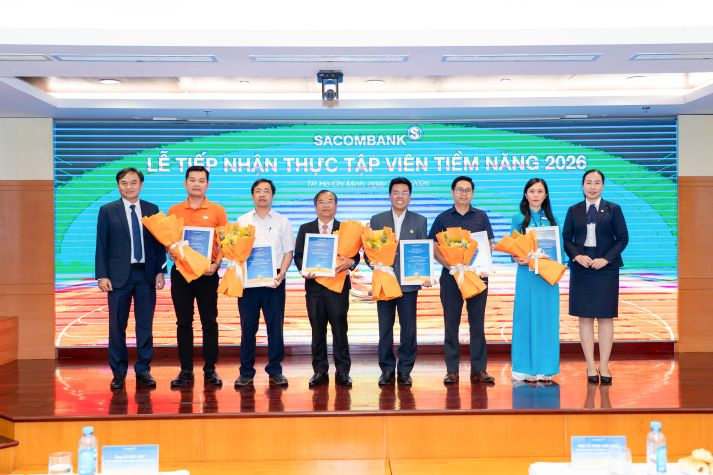 HUTECH dẫn đầu với số lượng sinh viên trúng tuyển Thực tập sinh tiềm năng Sacombank 2026 51