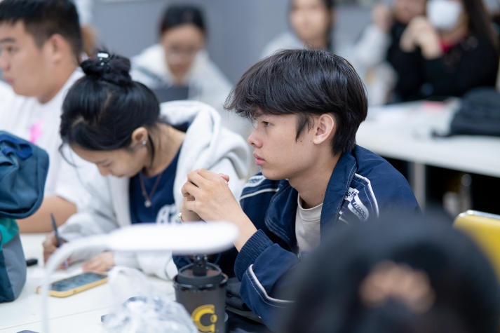 Sinh viên Truyền thông đa phương tiện “bỏ túi” kiến thức truyền thông marketing cùng chuyên gia 59