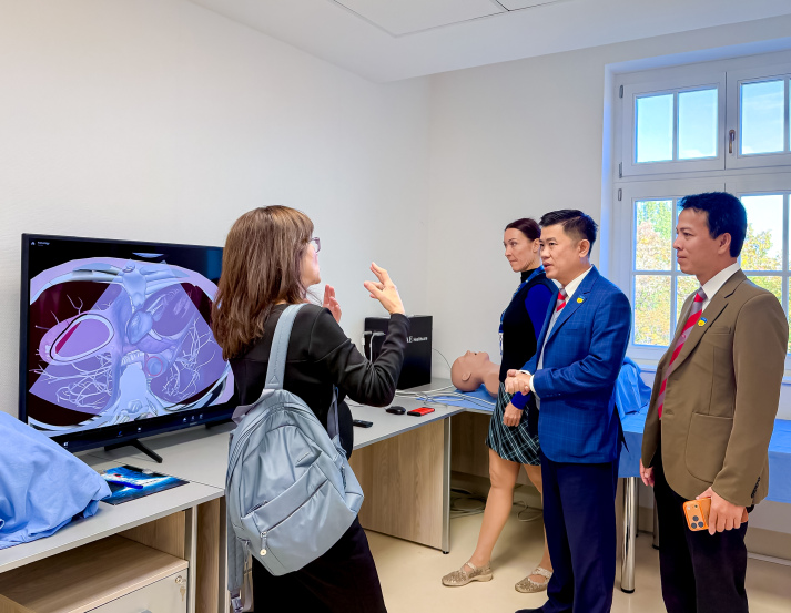 HUTECH kết nối ba đại học Hungary, thúc đẩy hợp tác trong kỹ thuật và y khoa 54