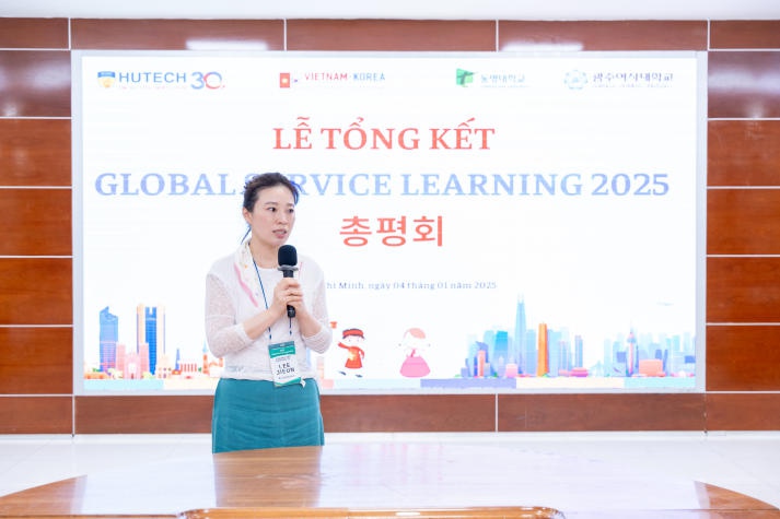 Lắng đọng cảm xúc tại lễ tổng kết chương trình “Global Service Learning 2025” 32