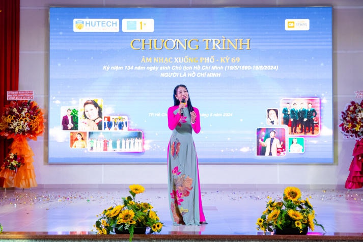 Khoa Luật HUTECH rộn ràng chào đón mốc son 10 năm thành lập 171