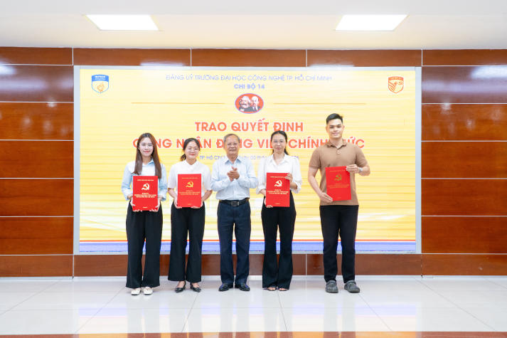 Tuổi trẻ HUTECH lan tỏa niềm tin với Đảng và lý tưởng cách mạng qua Cuộc thi “Tuổi trẻ sắt son” lần 5 126