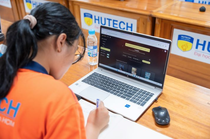 Sinh viên Khoa Tài chính - Thương mại trải nghiệm tạo Video & App bằng AI “No-code” 57