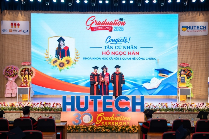 Vừa tốt nghiệp, nữ sinh PR đã tự tin làm việc tại thương hiệu thời trang cao cấp 8