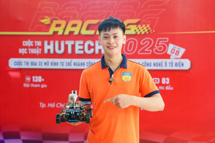 [Video] Hơn 130 “chiến mã” tranh tài tại trường đua Chung kết RACING HUTECH 2025 437