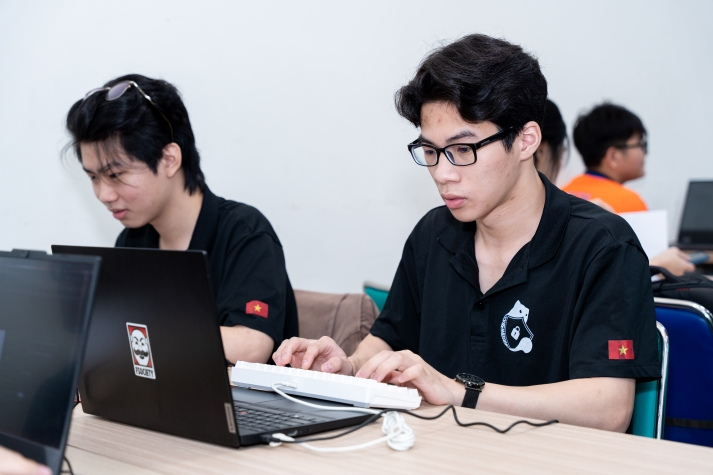 HUTECH đăng cai tổ chức kỳ thi OlpAI’25 - Khu vực miền Nam vào 01-02/11 tới 31