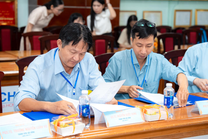 [Video] 56 đề tài HUTECH vào Bán kết Euréka 2025, nổi bật với 9 công trình Kỹ thuật - Công nghệ ứng dụng cao 66