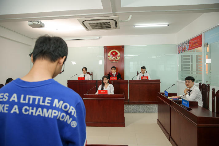 Khối ngành Luật - Tâm lý học HUTECH xét học bạ từ 18 điểm, học phí khoảng 11 triệu/kỳ 67