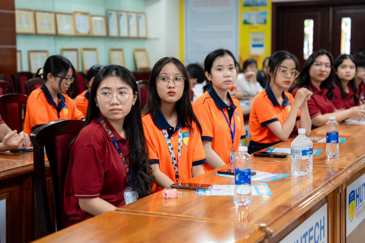 Hiểu và ứng dụng nghi lễ giao tế Trung Hoa trong môi trường hiện đại 42