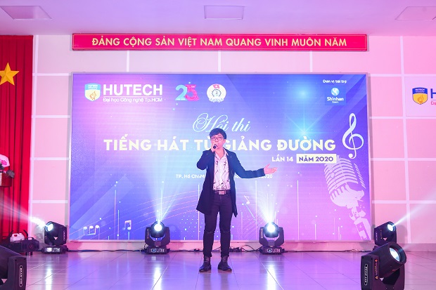 Việt Nam hữu tình được tái hiện tại Vòng sơ khảo Hội thi “Tiếng hát từ giảng đường” lần 14 năm 2020 343
