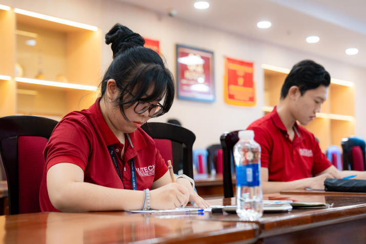 Sinh viên Viện Kỹ thuật “giải mã” bài toán thực tiễn tại Olympic Cơ học 2026 32