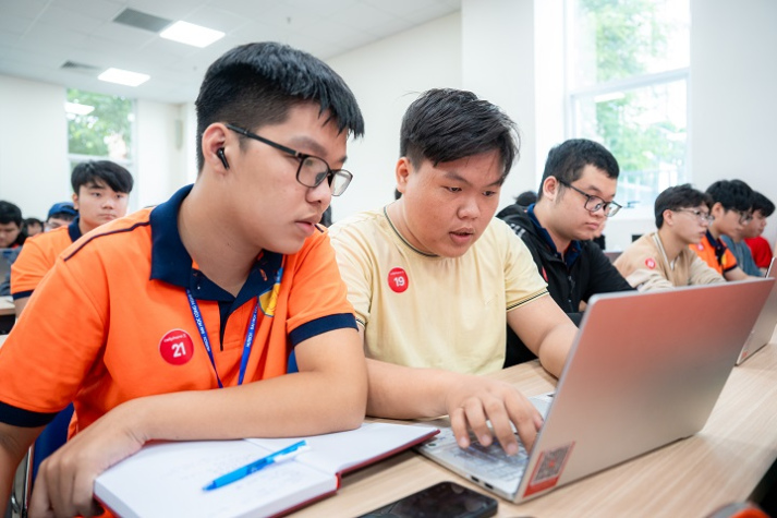 Đấu trường công nghệ OLP, OlpAI, Procon, ICPC 2025 sẽ chính thức diễn ra từ 8-12/12 tới tại HUTECH 39