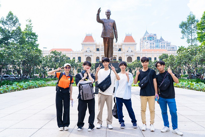 Sinh viên Khoa Nhật Bản học HUTECH hóa thân thành hướng dẫn viên đưa học sinh Nhật Bản khám phá Việt Nam 42