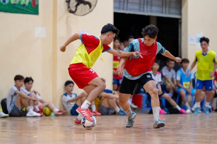 [Video] Sinh viên HUTECH quyết tâm tỏa sáng trước “tuyển trạch viên” để ghi danh vào đội tuyển Futsal HUTECH 75