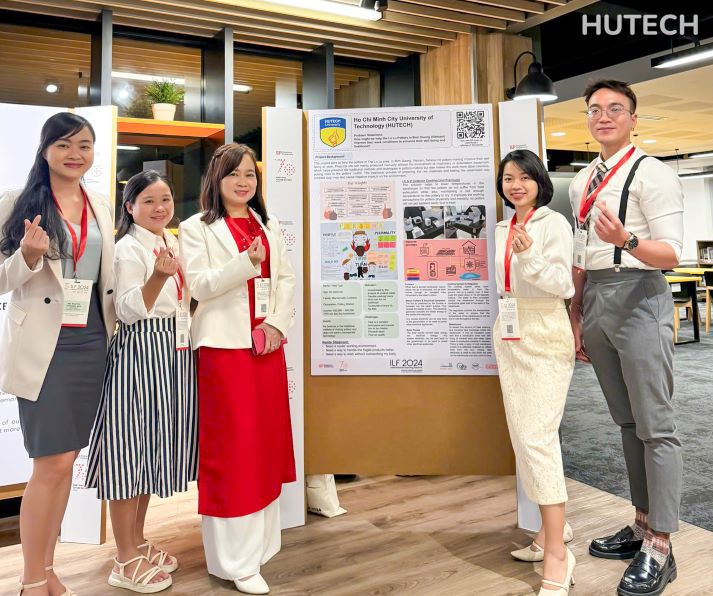 HUTECH attends Learning Express conference in Singapore 58