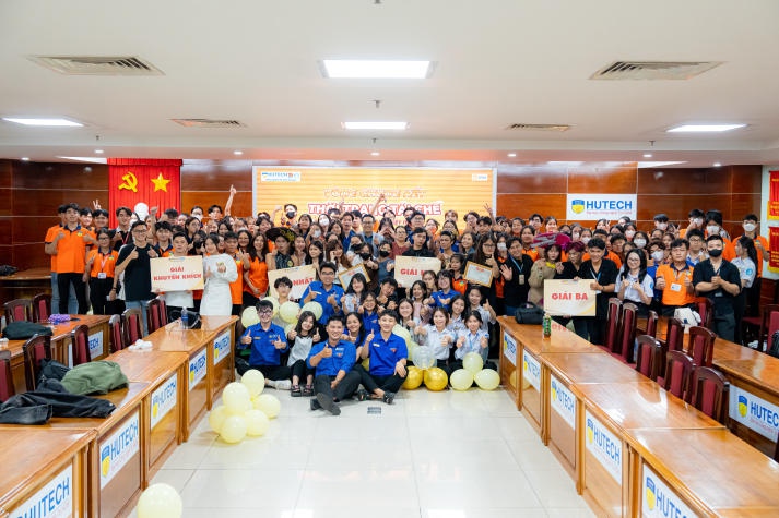 Mãn nhãn với loạt thiết kế độc đáo tại vòng Chung kết cuộc thi thời trang tái chế của Khoa Quản trị kinh doanh HUTECH 148