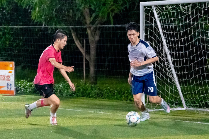 [Video] Viện Văn hóa - Nghệ thuật - Thể thao đăng quang vô địch Giải bóng đá Sinh viên HUTECH 2025 37