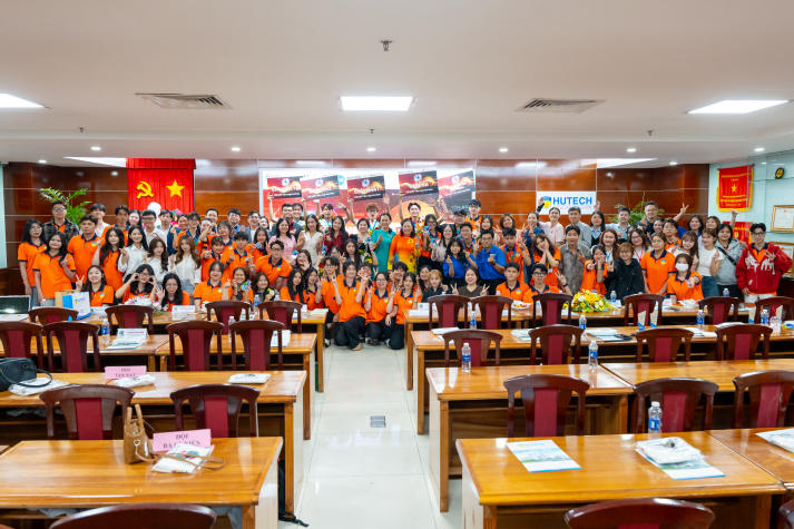 “Mầm Xanh” chiến thắng thuyết phục tại cuộc thi The Next-Gen Creators 2025 của Khoa Marketing - Kinh doanh quốc tế 204