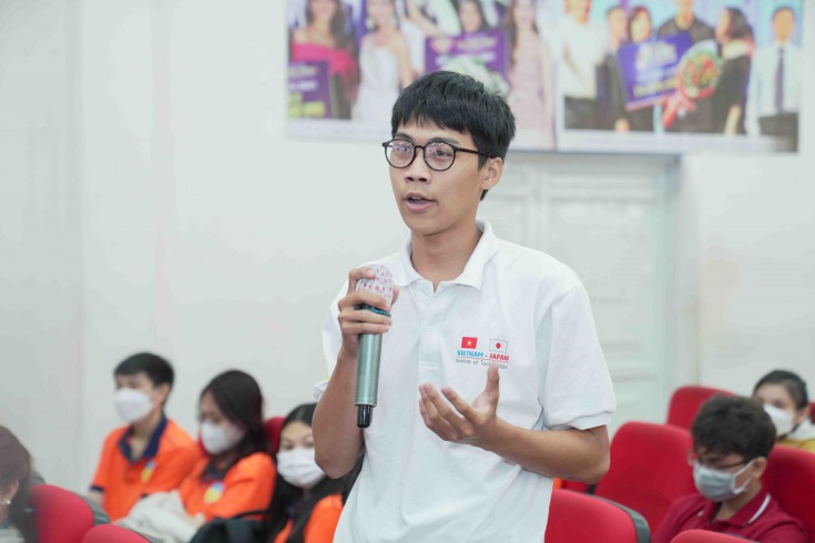 Giám đốc Nhân sự Cty Triumph International Việt Nam mang đến cho sinh viên VJIT nhiều “bí kíp” để chinh phục nhà tuyển dụng 49