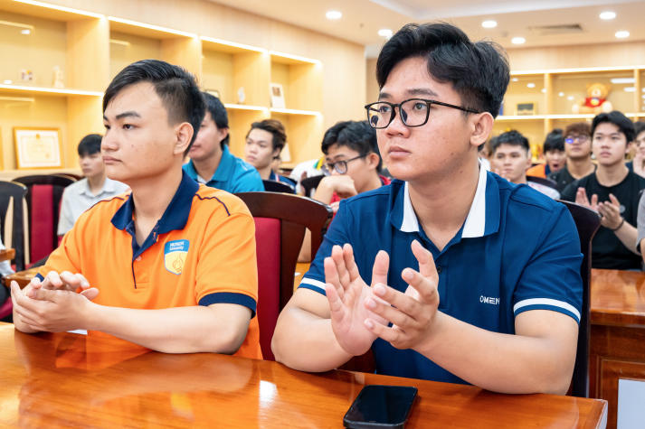 Nền móng nghề nghiệp cho sinh viên Xây dựng HUTECH từ câu chuyện cựu sinh viên 57