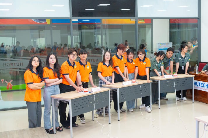 Tuổi trẻ HUTECH tự hào tiếp bước tại Chung kết "Tư tưởng Hồ Chí Minh" 101