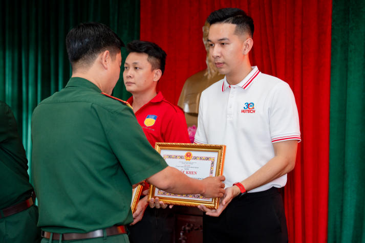 HUTECH dẫn đầu Hội thao Quốc phòng Quận Bình Thạnh 2025 với nhiều thành tích ấn tượng 131