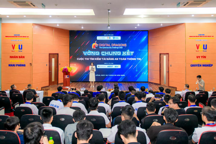 Sinh viên An toàn thông tin HUTECH lập thành tích tại Digital Dragons CTF 2025 4