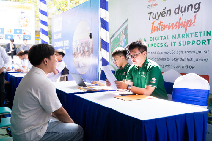 HUTECH IT Open Day 2026 quy tụ hơn 70 doanh nghiệp cùng 5.000 cơ hội việc làm cho sinh viên vào 03/4 tới 46