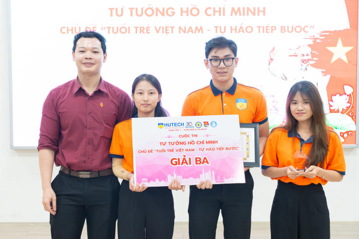Tuổi trẻ HUTECH tự hào tiếp bước tại Chung kết "Tư tưởng Hồ Chí Minh" 121