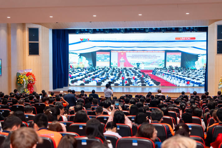 HUTECH khai giảng năm học 2026-2027, đồng hành cùng sinh viên kiến tạo những giá trị bền vững 23