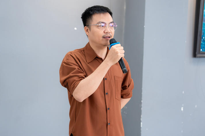 Sinh viên Thiết kế đồ họa trình làng ấn phẩm tạp chí sáng tạo và chuyên nghiệp 35