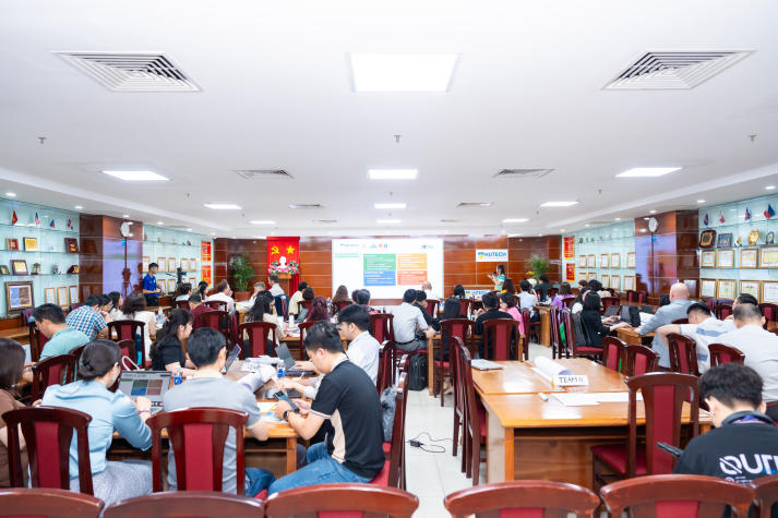 [Video] 10 dấu ấn HUTECH 2025: Khẳng định tầm vóc - Vững bước tương lai 327