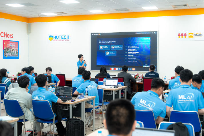 [Video] Chung kết MLAI Hackathon 2026: Sân chơi kết nối tài năng trẻ AI với bài toán doanh nghiệp 51