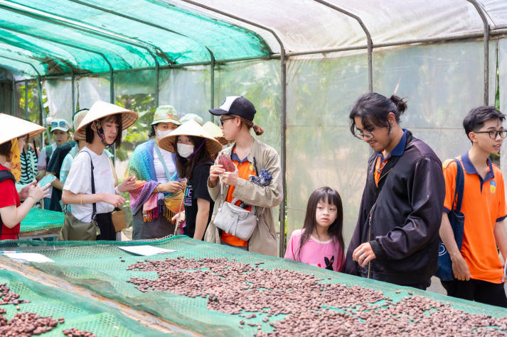 [Ảnh] Khám phá Việt Nam qua chuỗi hoạt động ngoại khóa thú vị cùng sinh viên HUTECH và Buukyo (Nhật Bản) 46