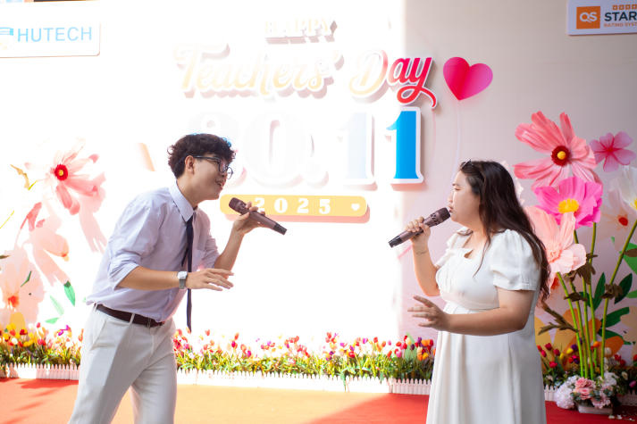 Thanh âm biết ơn: Sân trường HUTECH rộn ràng sắc màu 20/11 33