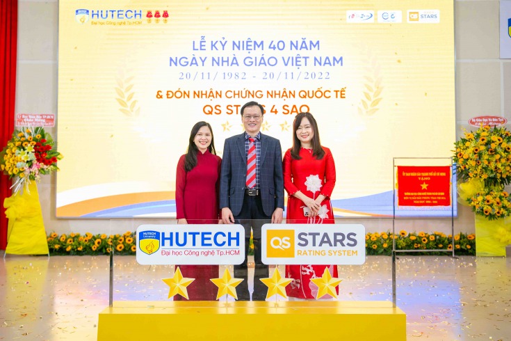 HUTECH long trọng đón nhận chứng nhận QS Stars 4 Sao trong Lễ  kỷ niệm 40 năm Ngày Nhà giáo Việt Nam 20/11 201