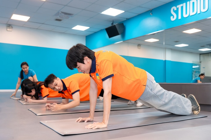 Khơi nguồn tư duy ngành nghề của sinh viên ngành Marketing từ chuyến tham quan tại The New District 34