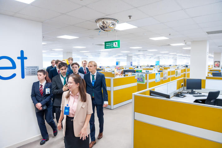 HUTECH welcomes students from University of Groningen for international academic exchange 145
